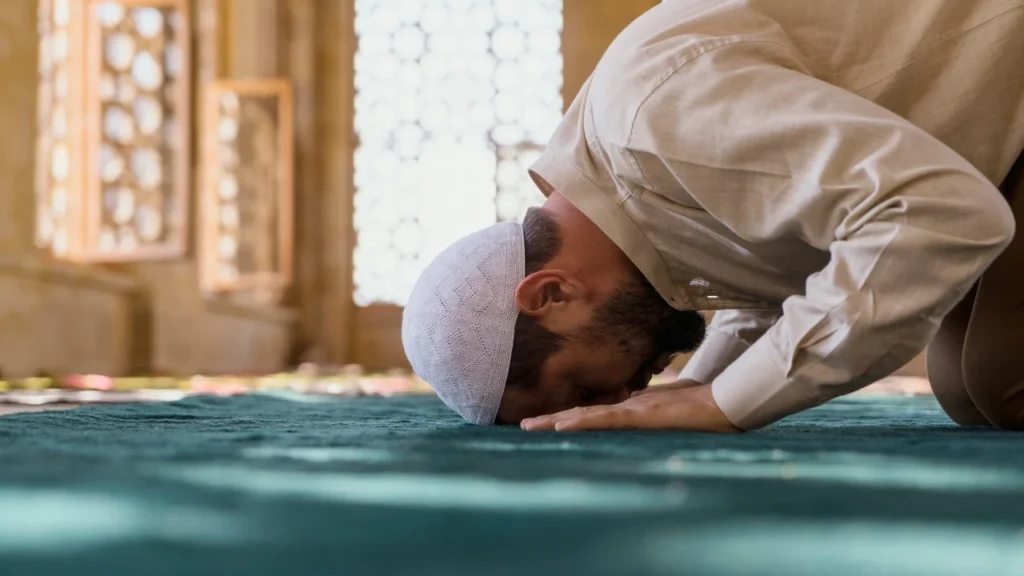 The Spiritual Sanctuary Finding Peace and Connection at Masjid Al-Mustafa in Times of Stress